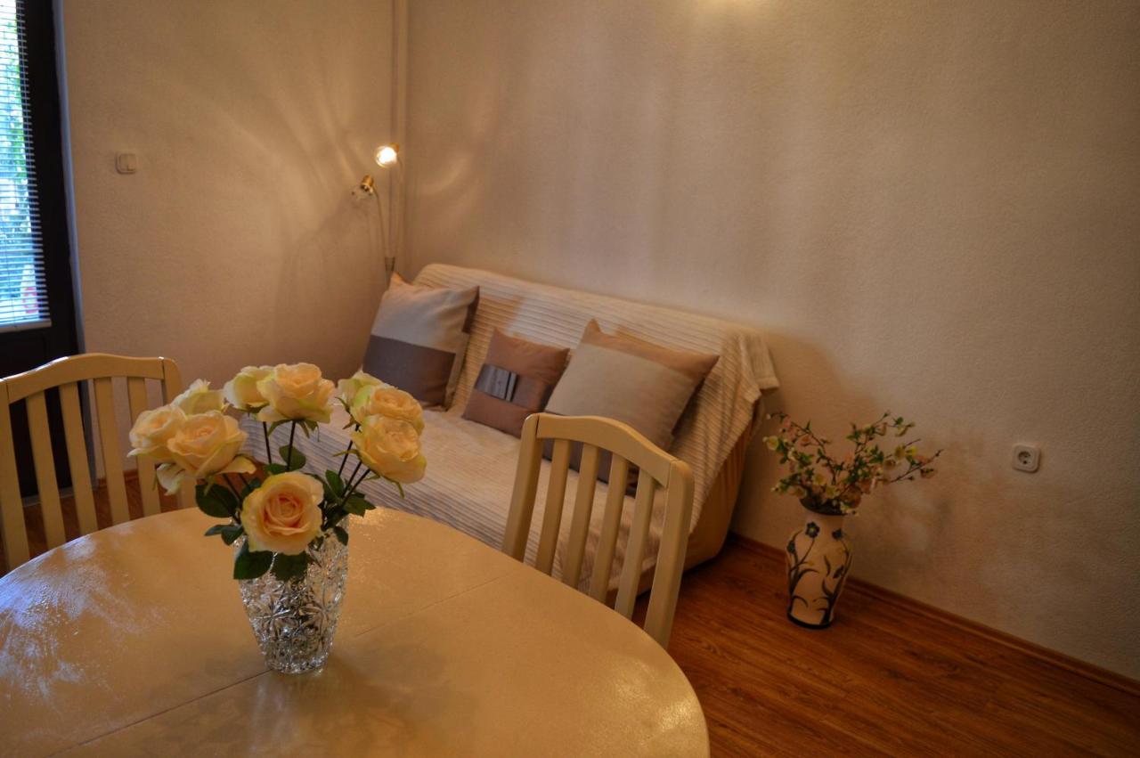 Apartment Nikolic Каштела Екстер'єр фото