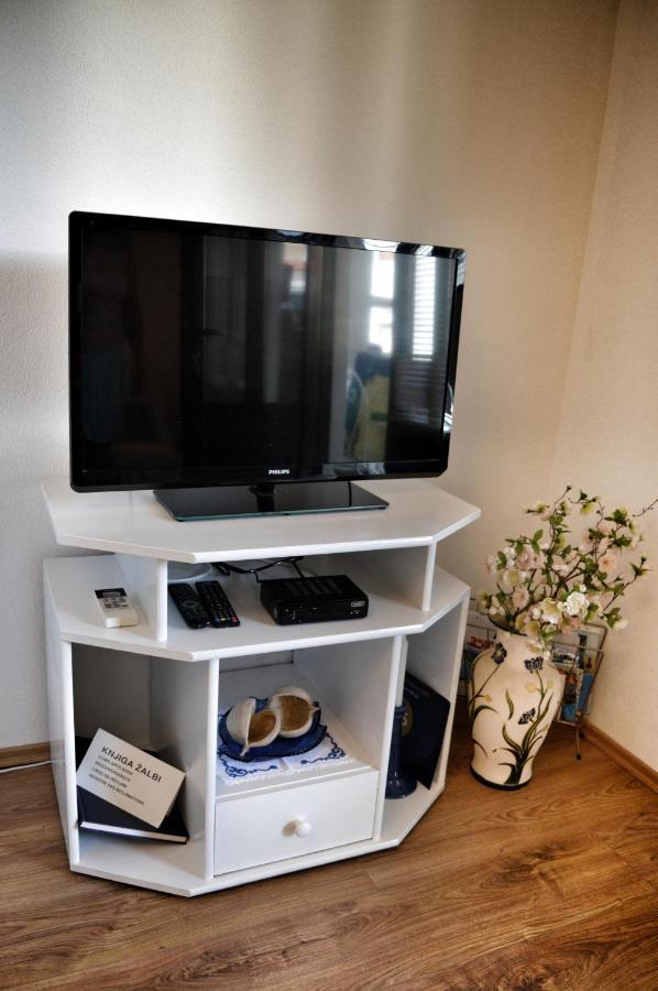 Apartment Nikolic Каштела Екстер'єр фото